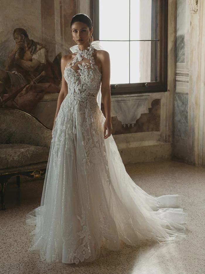 Νυφικά Mix and match by M&J Sarafi